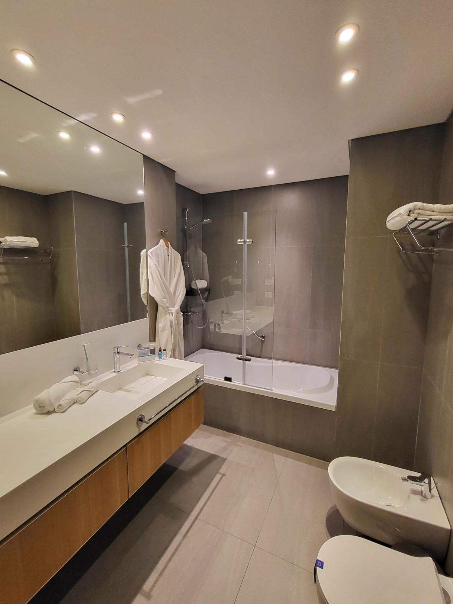 ביירות Monot Suites מראה חיצוני תמונה