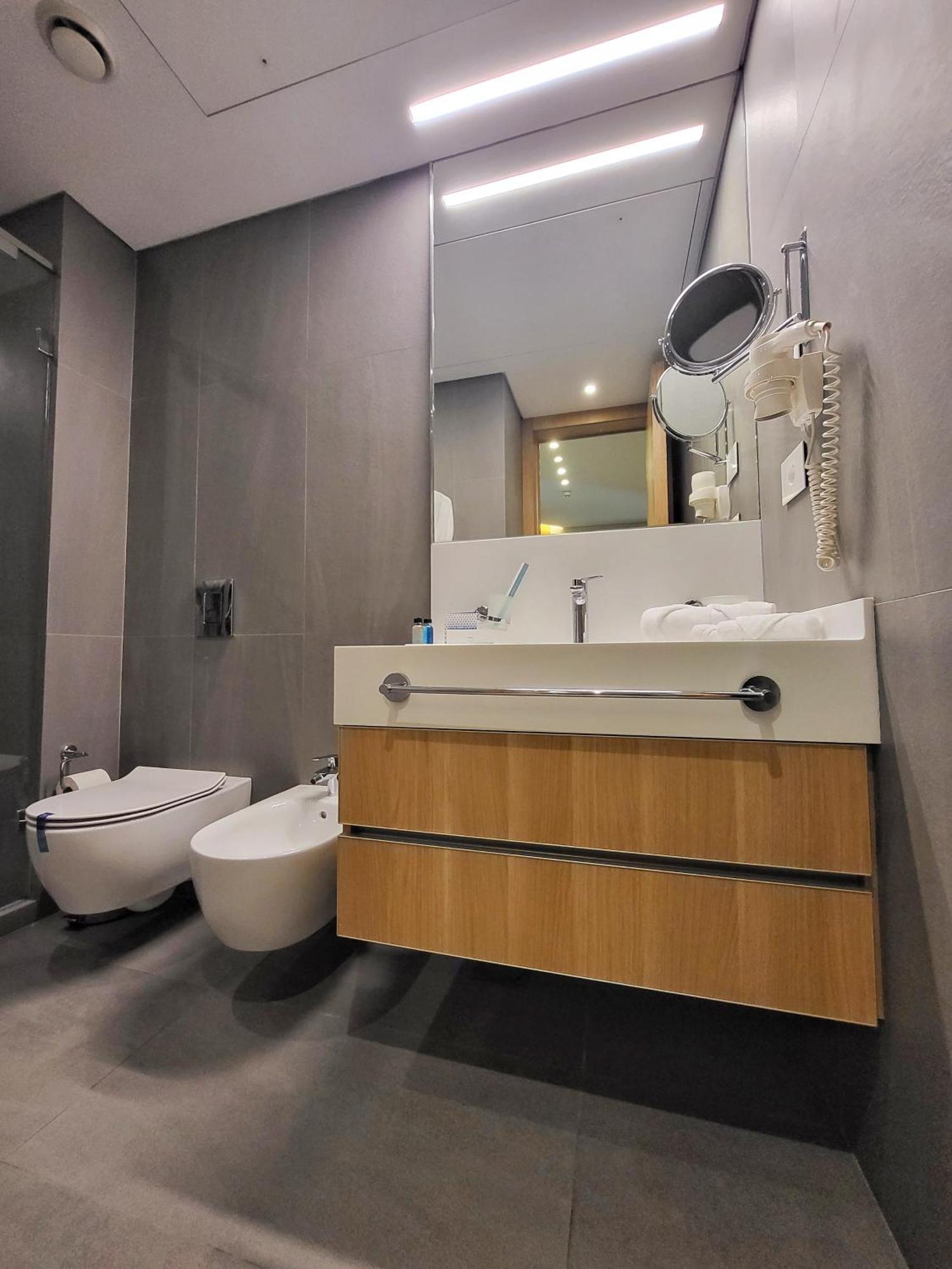 ביירות Monot Suites מראה חיצוני תמונה